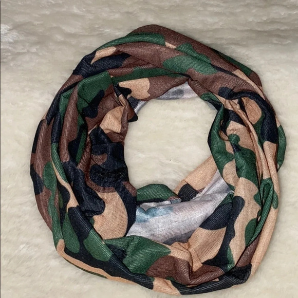 NWOT Camo  scrunch extra wide headband - Picture 2 of 4